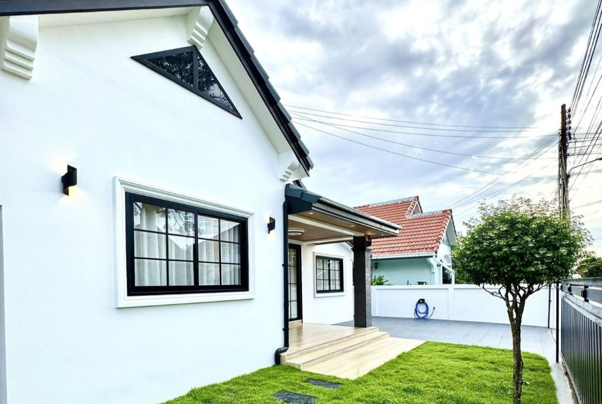 HS1470 – 3Bedroom Single House for Sale in Permsap Village in Soi Saim Country Club