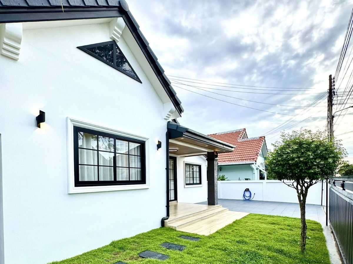 HS1470 – 3Bedroom Single House for Sale in Permsap Village in Soi Saim Country Club