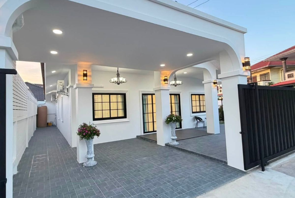 HS1479 -3Bedroom Pool Villa House for Sale in EK Momgkol 3 Village in Khao Talo
