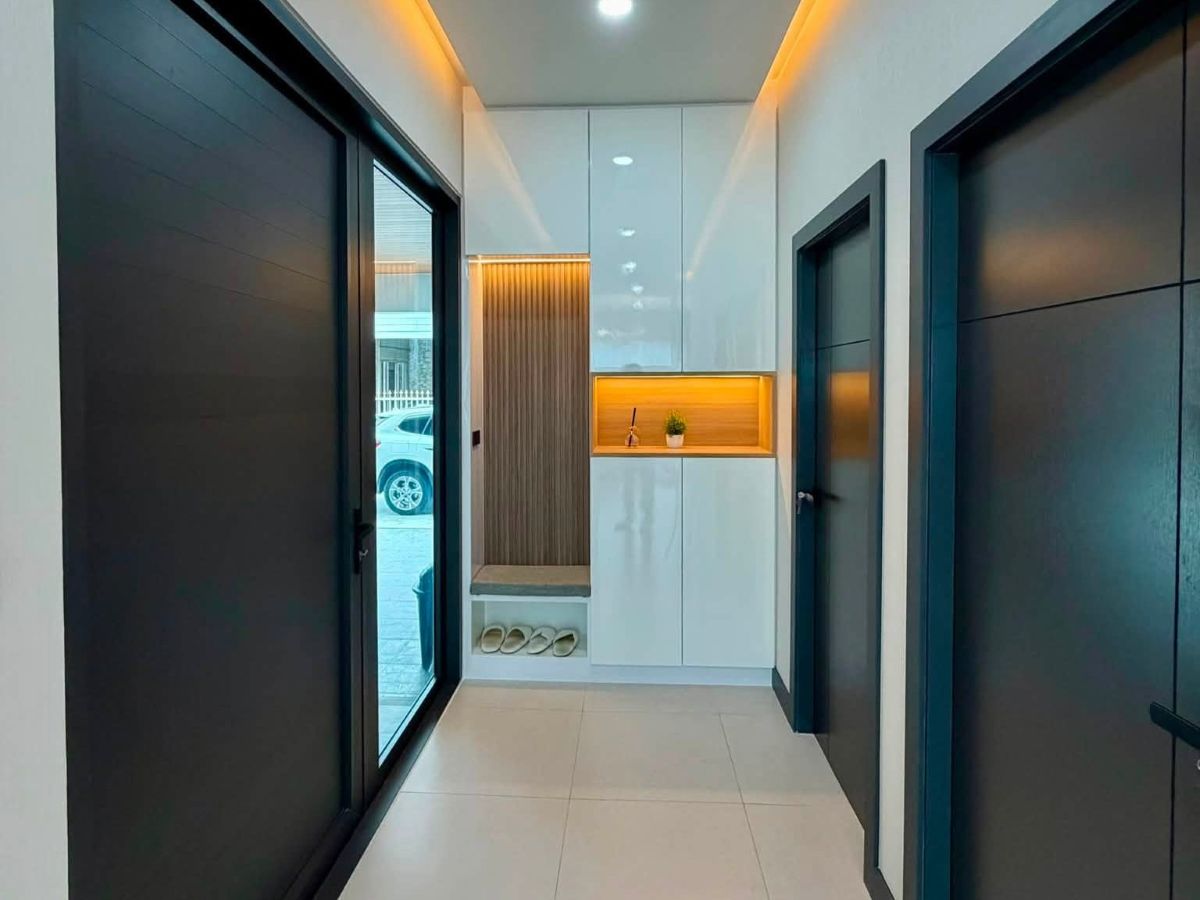 HS1472 – 3Bedrooms Modern Pool Villa House for Sale in Central Pattaya