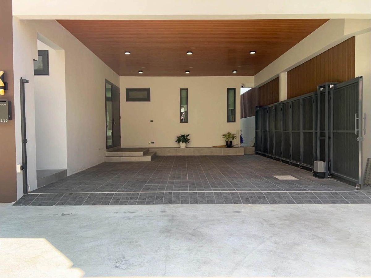 HS1472 – 3Bedrooms Modern Pool Villa House for Sale in Central Pattaya