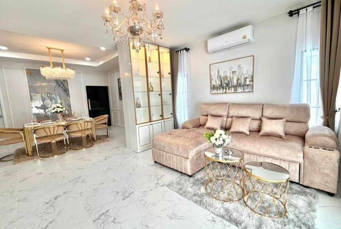 HS1464 – 4Bedrooms Pool Villa for Sale in Soi Siam Country Club