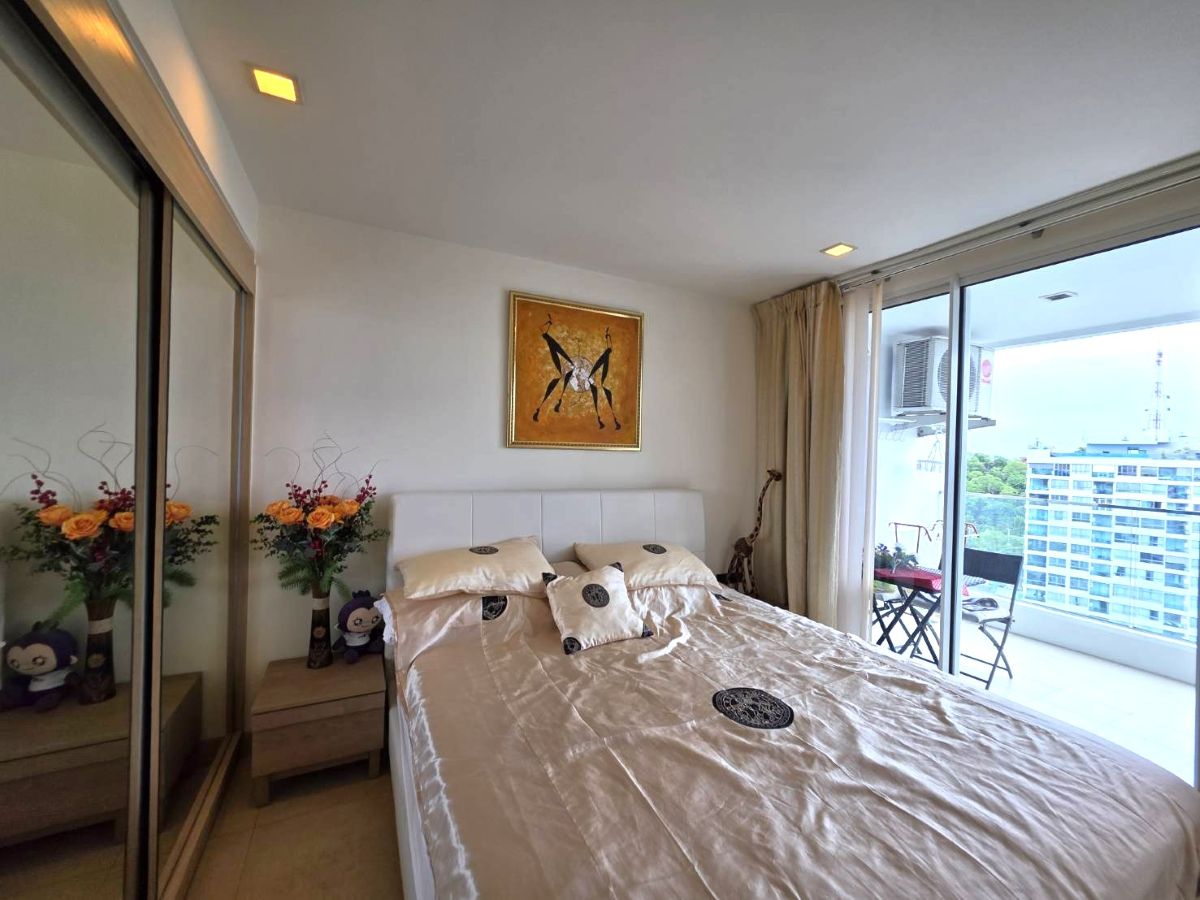 5 CR0300 – Studio for Rent in The Cliff Residence Condo in Pratumnak