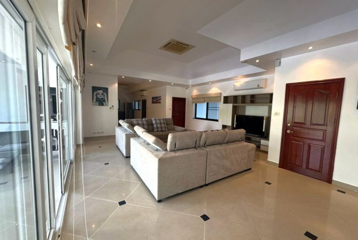 HR0889 – 3Bedroom Pool Villa House for Rent in Jomtien Park Village in Jomtien