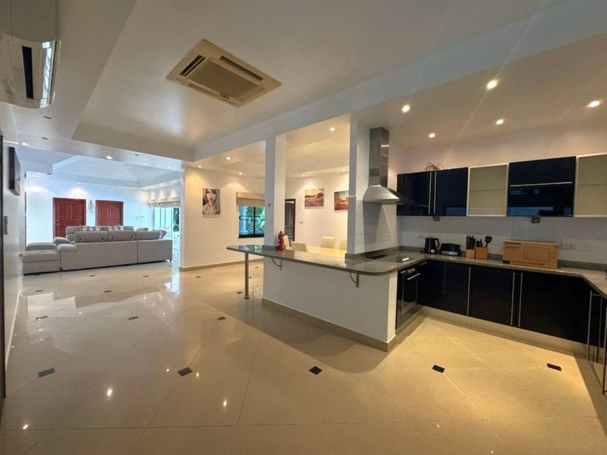 HR0889 – 3Bedroom Pool Villa House for Rent in Jomtien Park Village in Jomtien