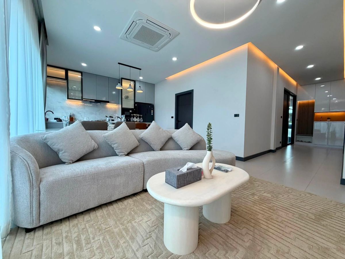 HS1472 – 3Bedrooms Modern Pool Villa House for Sale in Central Pattaya