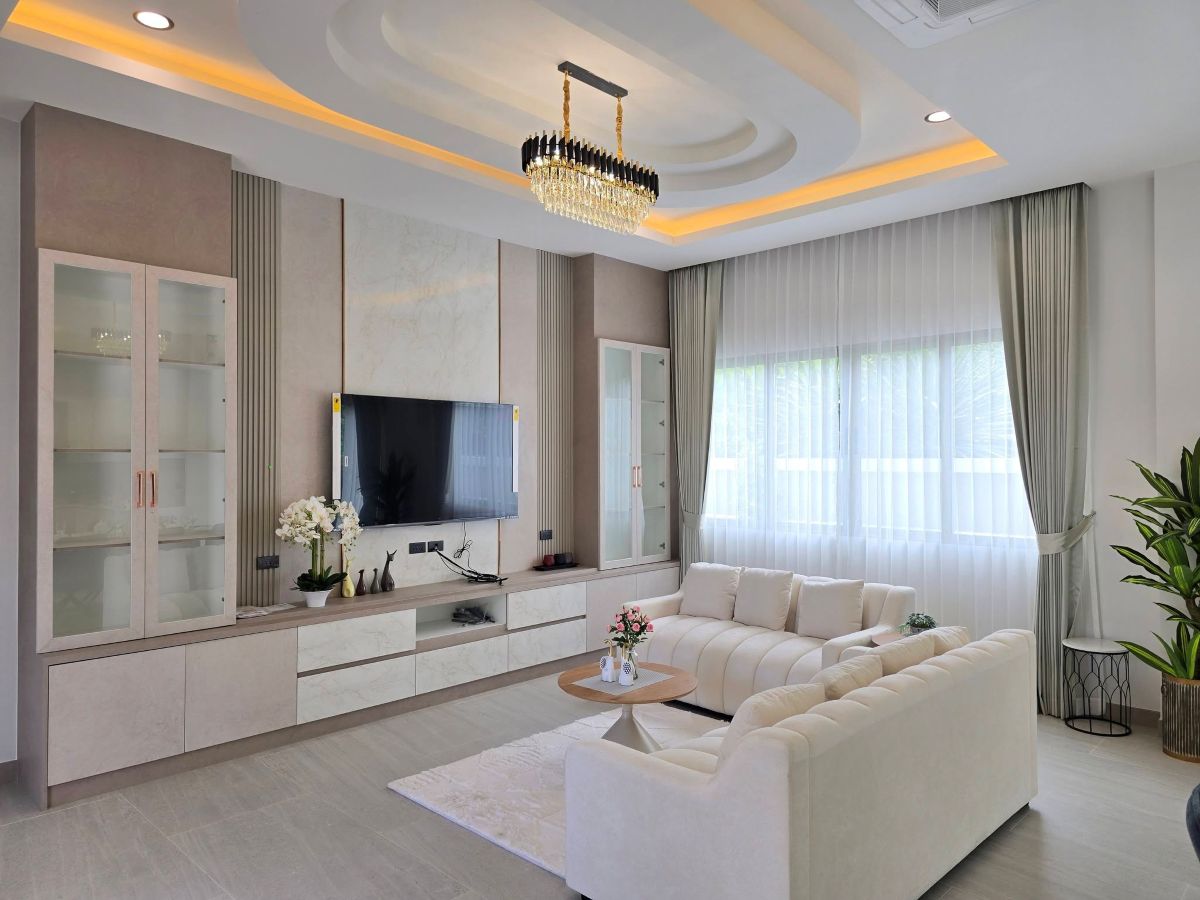 7 HS1481 – 4Bedroom Pool Villa House for Sale in The Private 22 in Soi Chaiyaporn Vithee
