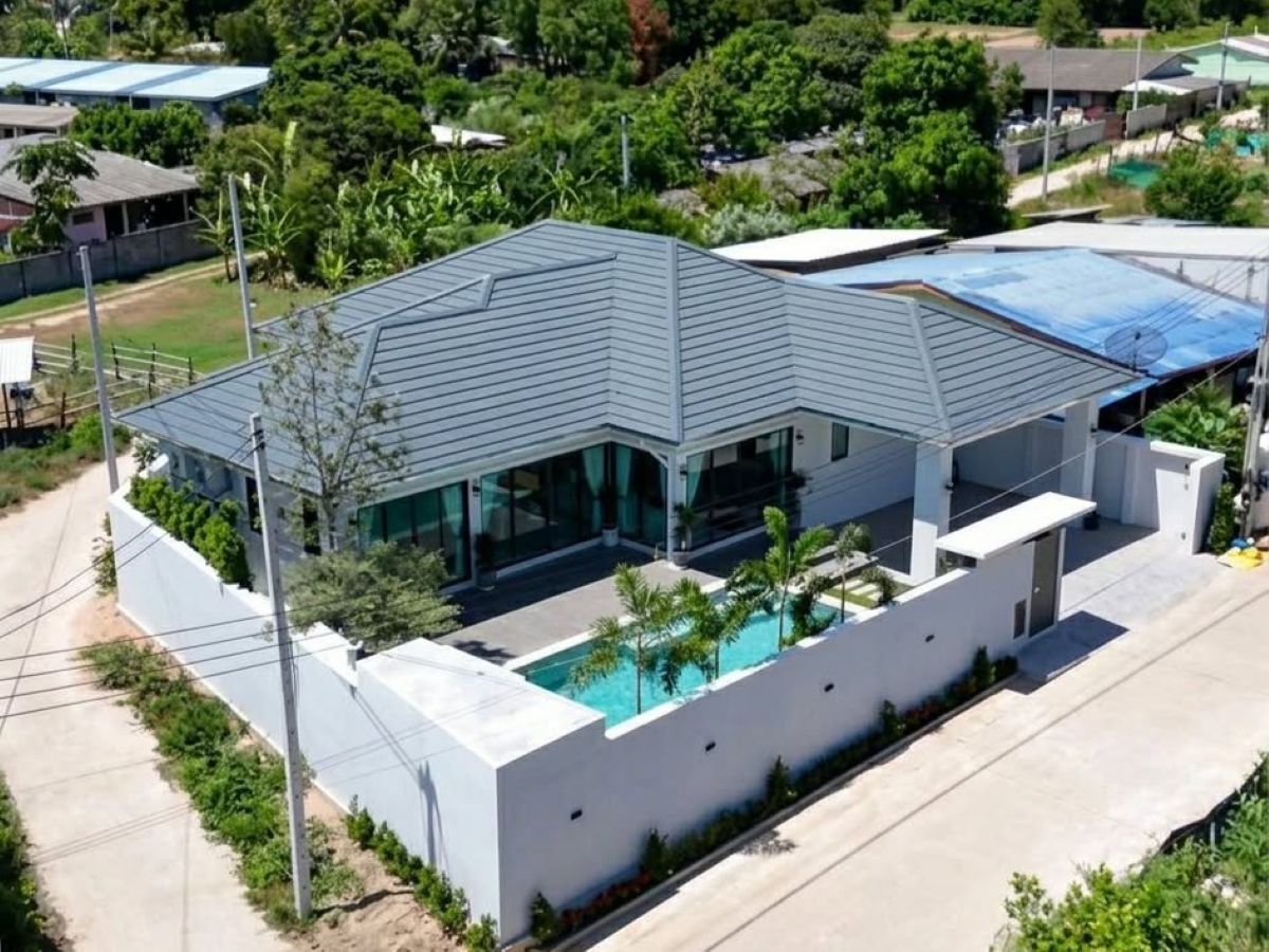 773491795_1559781432406223_8365459429657536722_n HS1487 – 3Bedroom Pool Villa House for Sale in Huay Yai