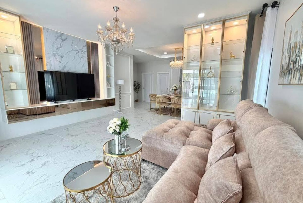 HS1464 – 4Bedrooms Pool Villa for Sale in Soi Siam Country Club