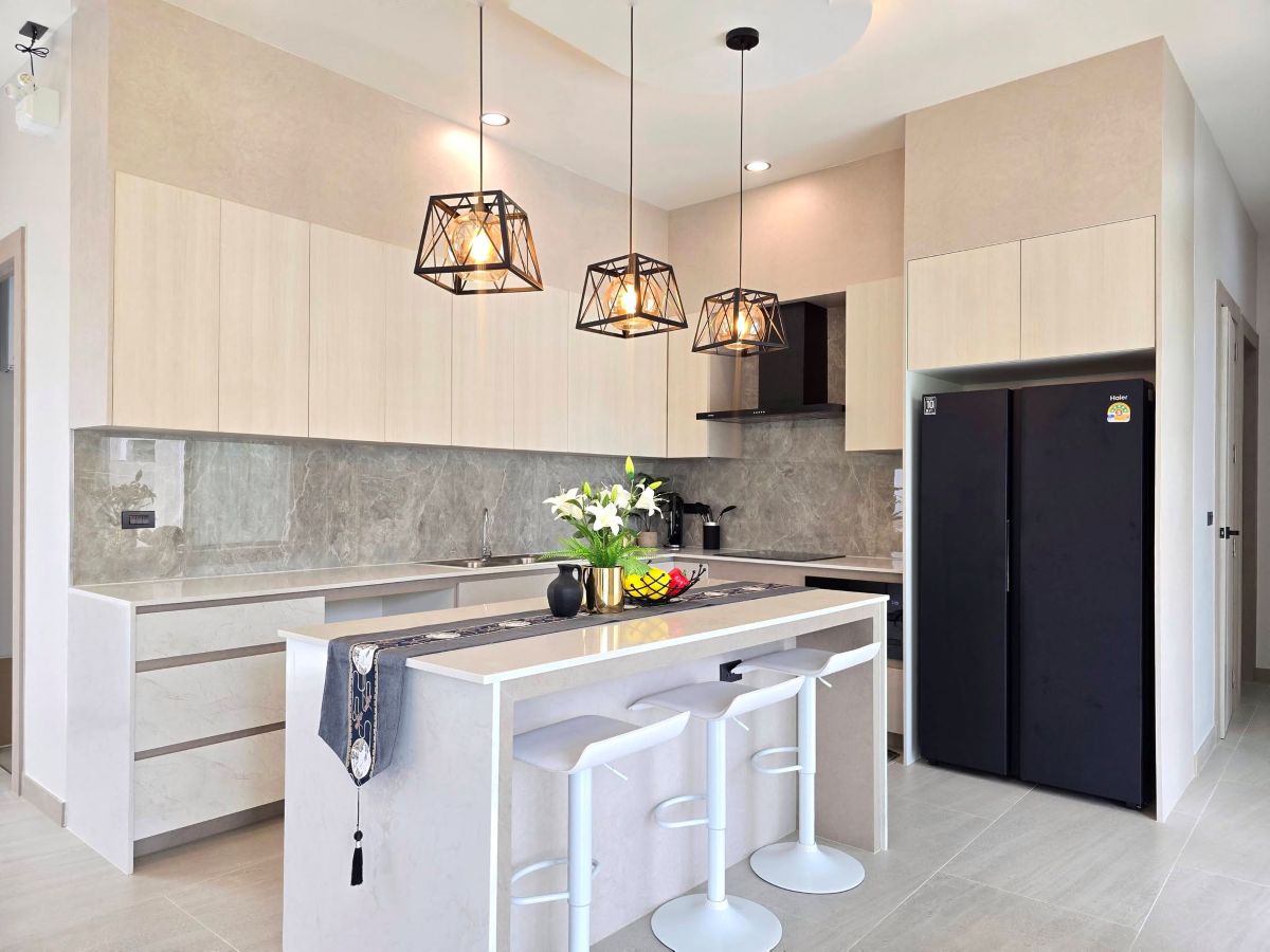 8 HS1481 – 4Bedroom Pool Villa House for Sale in The Private 22 in Soi Chaiyaporn Vithee