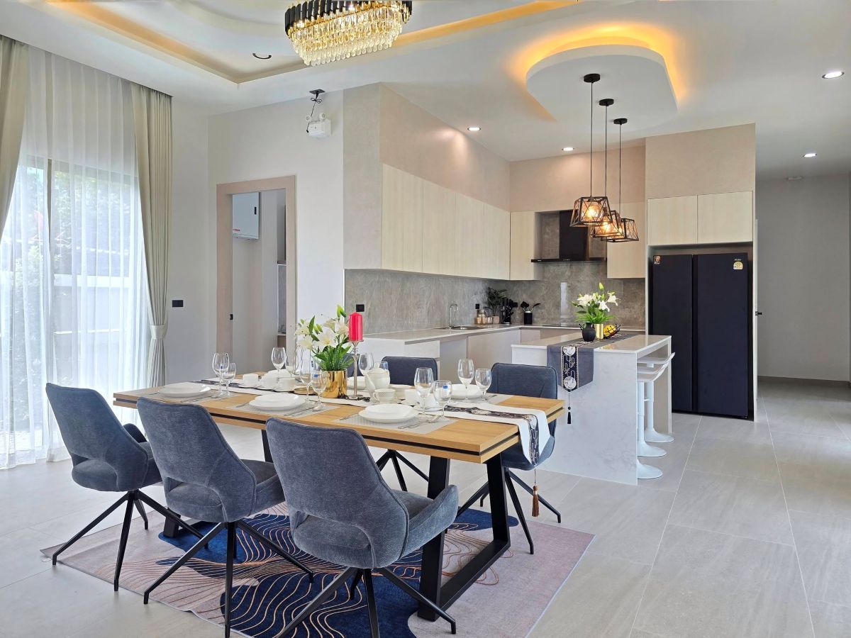 9 HS1481 – 4Bedroom Pool Villa House for Sale in The Private 22 in Soi Chaiyaporn Vithee