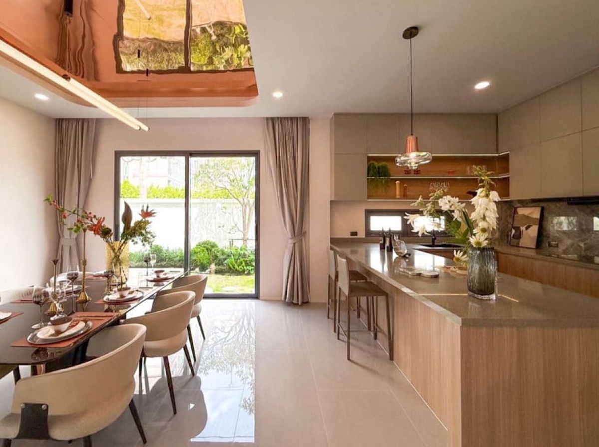 HS1482 – 6Bedroom 3-Storey Detached Pool Villa House for Sale in Vista Golden Beach in Jomtien