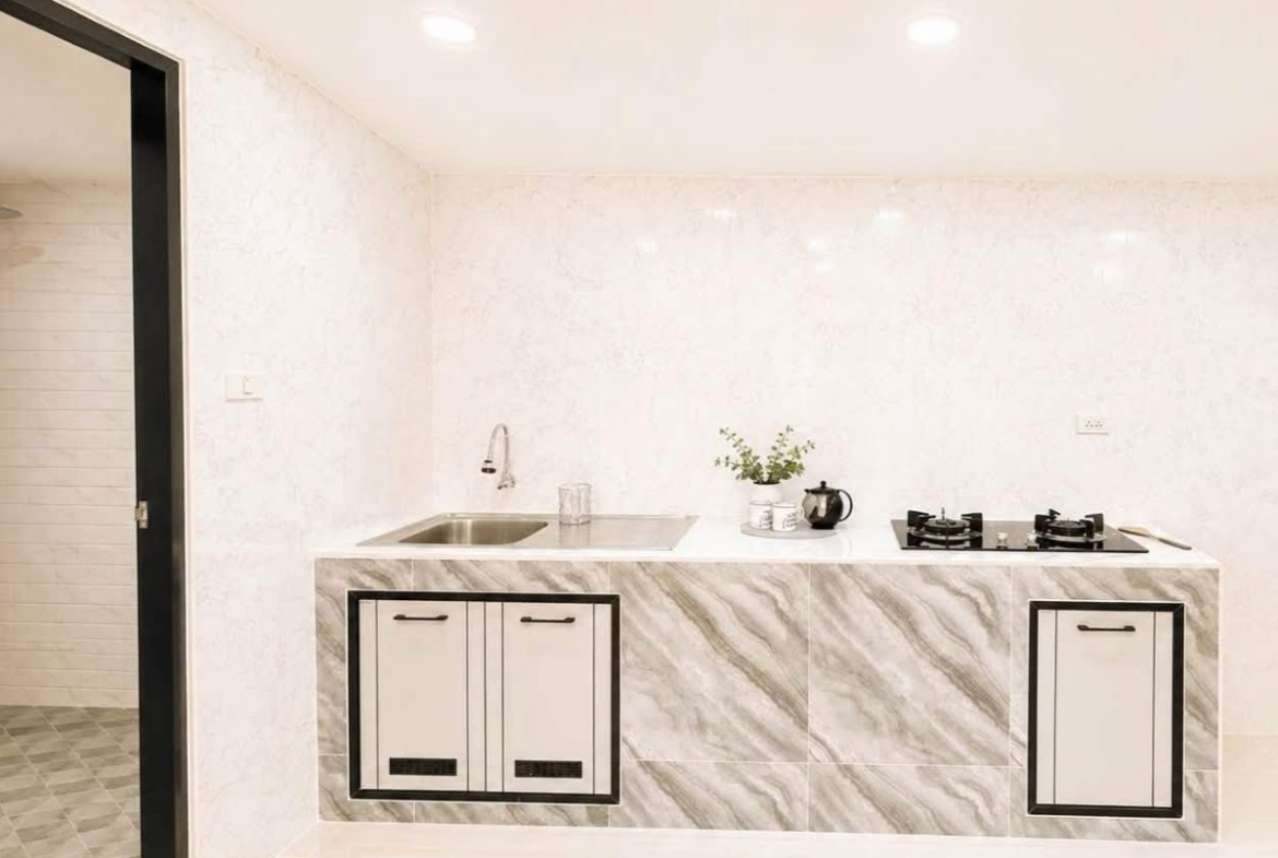 HS1484 -2Bedroom Single House for Sale in PattayaRungrueng Village in Noen Plub Wan