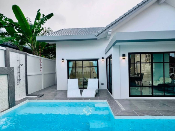 HS1496 – 3Bedroom Pool Villa House for Sale in Areya Villa in Soi Saim Country Club
