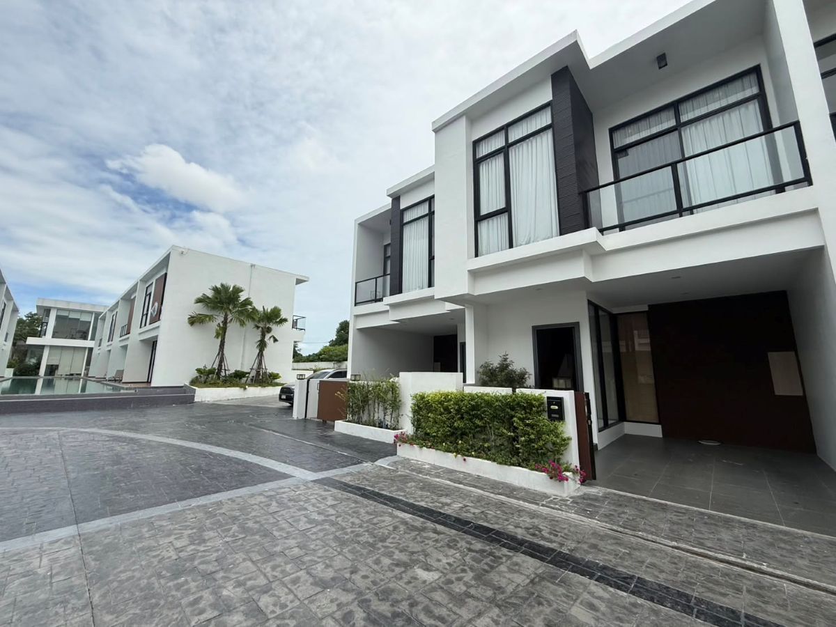 HS1499 – 4Bedroom Pool Villa House for Sale in Villa La Richie in Nort Pattaya
