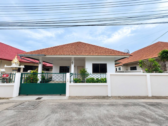 HR0891 -2Bedroom Single House for Rent in Pattaya Hill 2 in Khao Noi