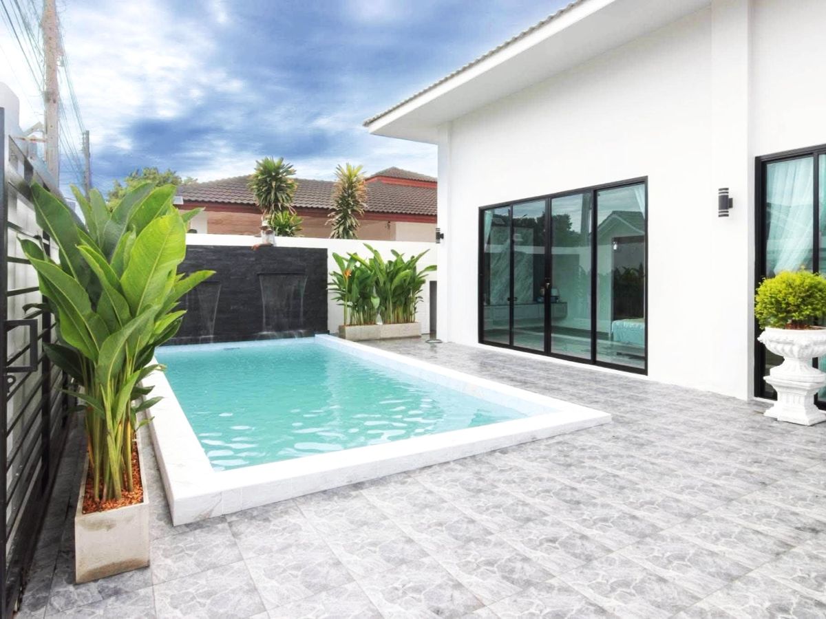 1 HS1488 – 3Bedroom Pool Villa for Sale in Areya Villa in Pattaya in Mabprachan Lake