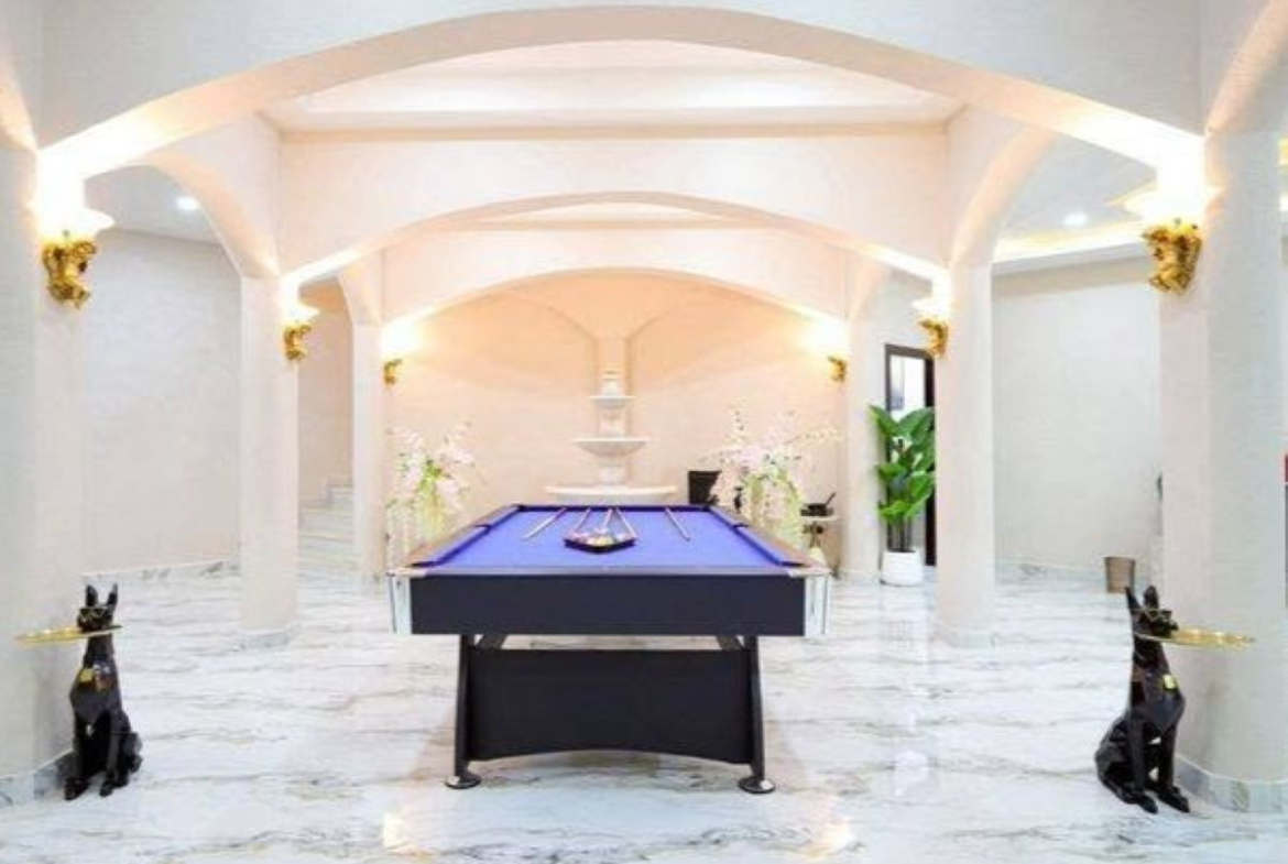 HS1495 – 7Bedroom Pool Villa for Sale and Rent in The White House in Jomtien