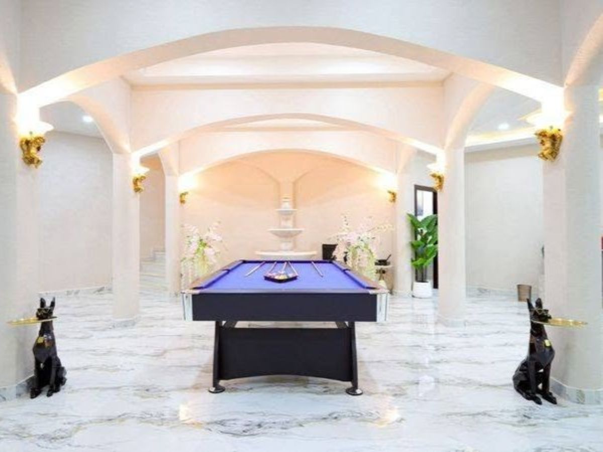 HS1495 – 7Bedroom Pool Villa for Sale and Rent in The White House in Jomtien