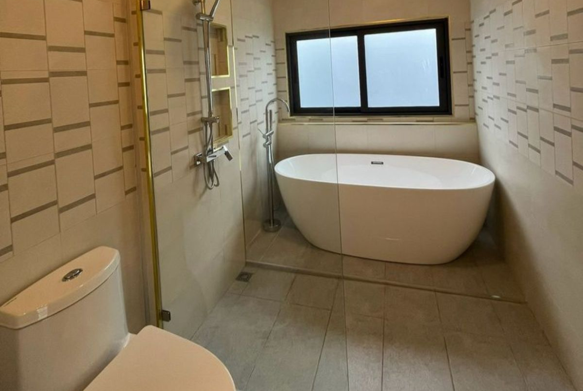 HS1498 – 4Bedroom Pool Villa House in Pornprapa Nimit 21 in Saim Country Club
