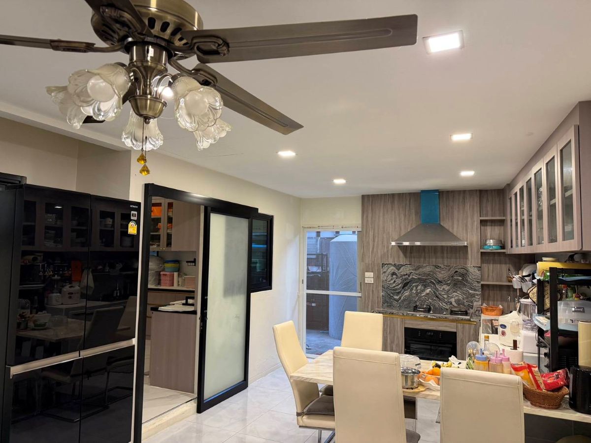 HS1503 – 3Bedroom Pool Villa House for Sale in The Lake Village in Huay Yai