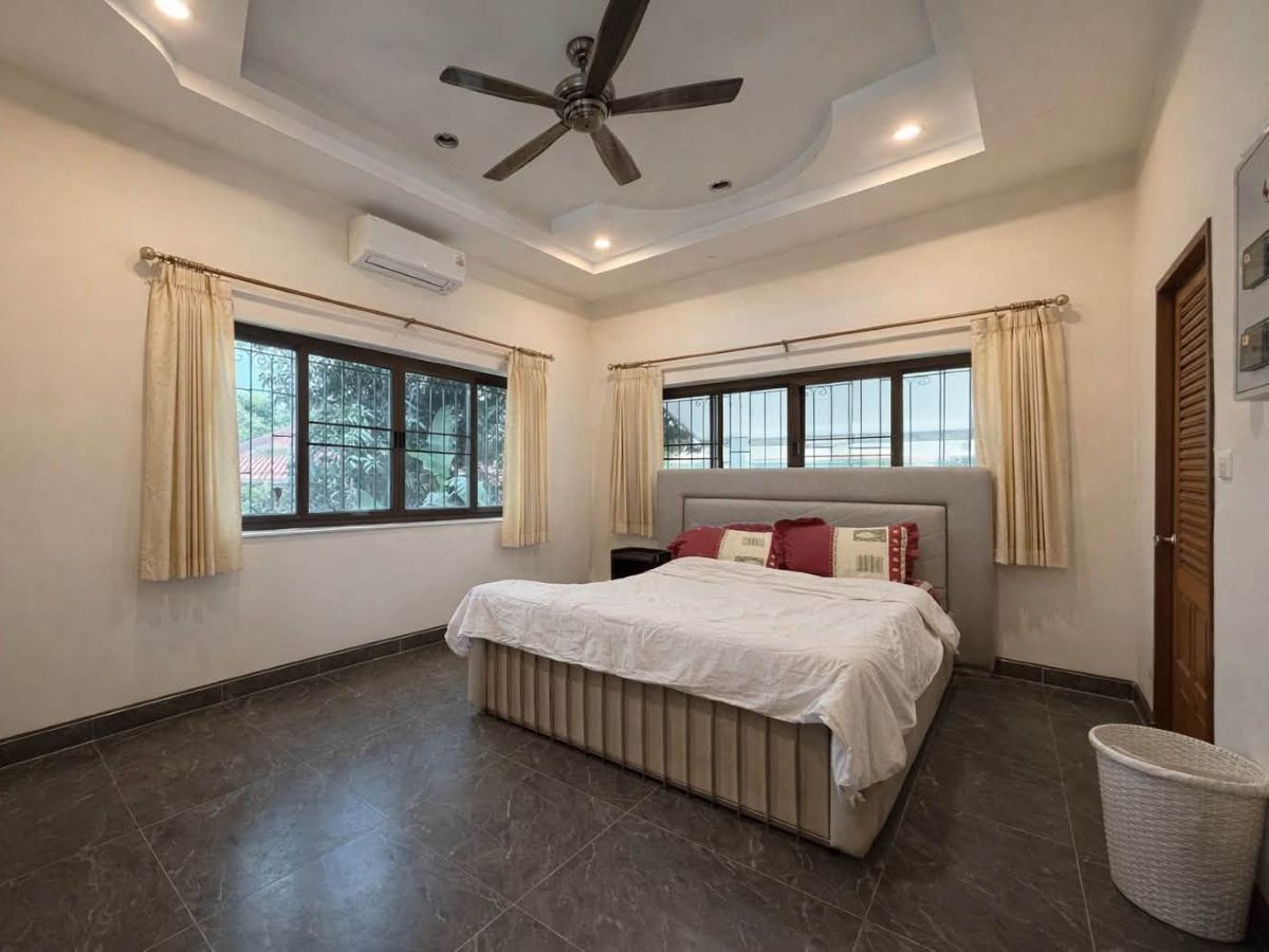 HS1506 – 4Bedroom Pool Villa House for Sale in Huay Yai