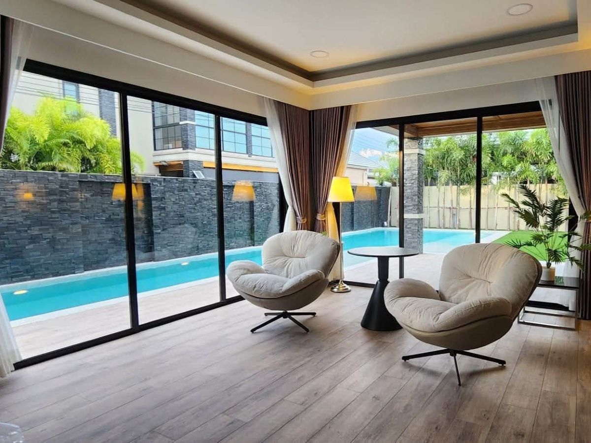 HS1490 – 5Bedroom Luxury Pool Villa House for Sale in The Shades Villas in Mapprachan