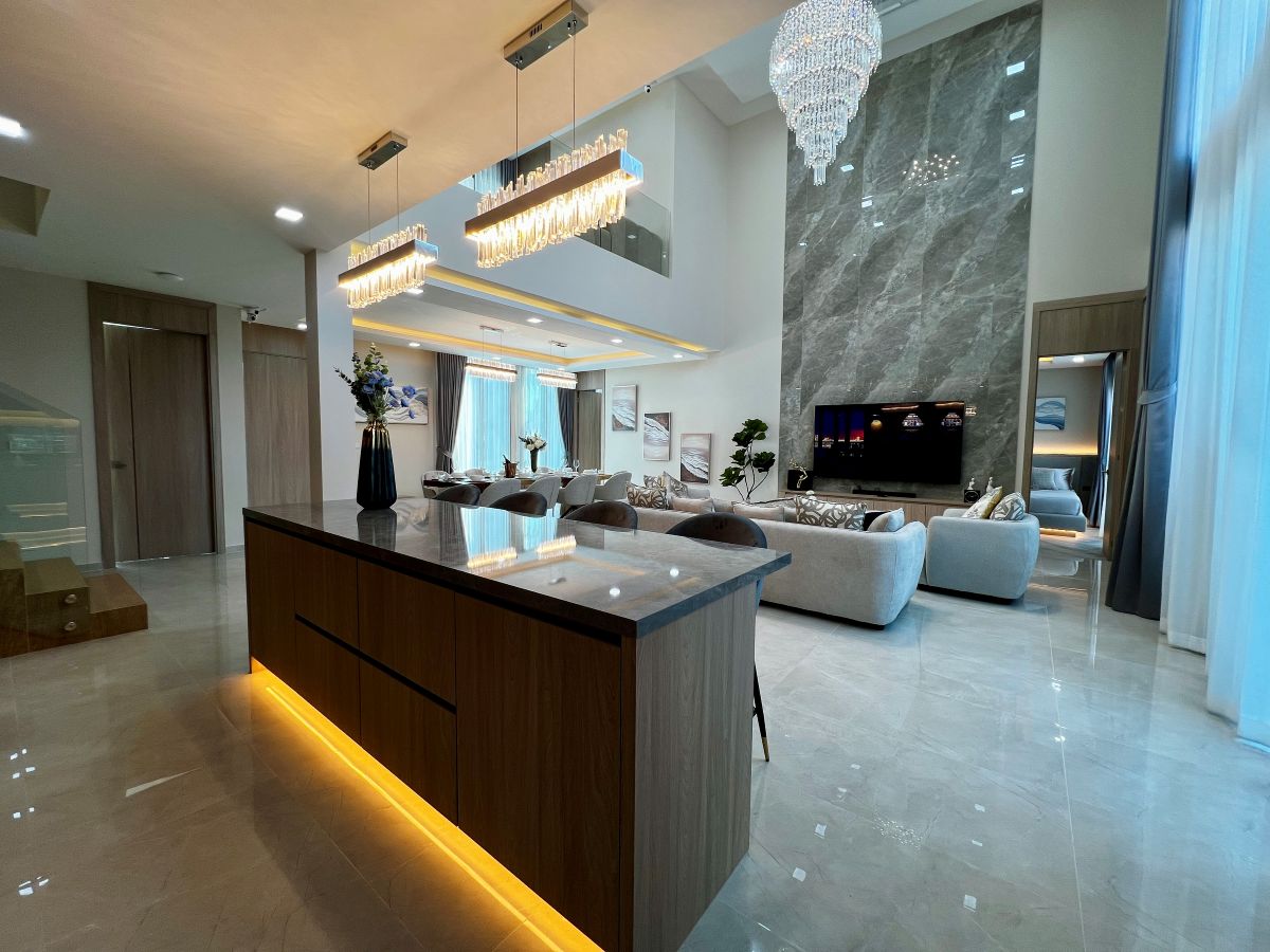 HS1504 – 5Bedroom Pool Villa House for Sale in Impress Villa in Soi Saim Country Club
