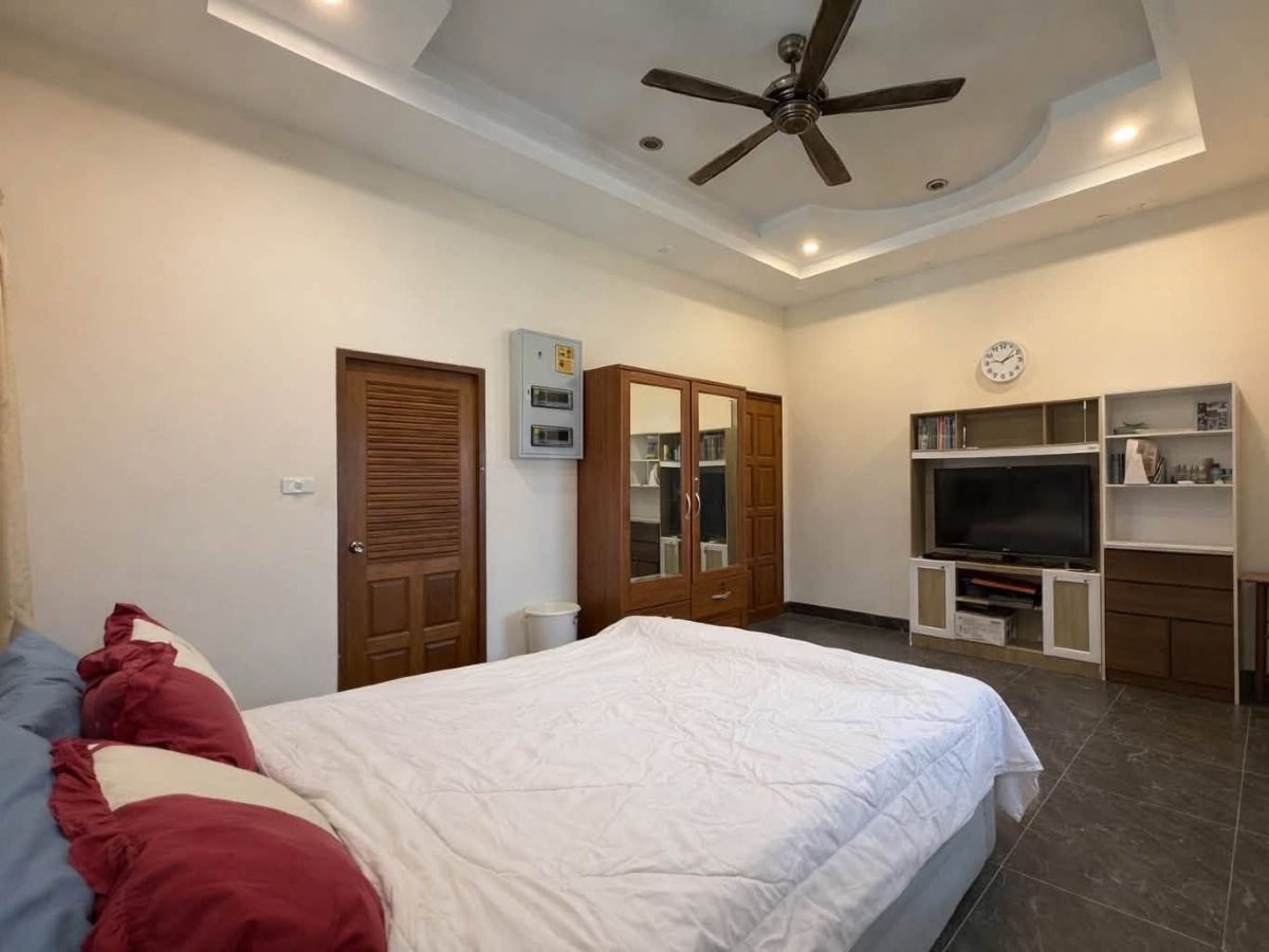 HS1506 – 4Bedroom Pool Villa House for Sale in Huay Yai