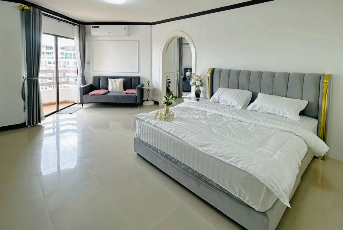 CS3002 – 1Bedroom Condominium for Sale in Kiang Talay Condotel in Phratamnak Soi 6