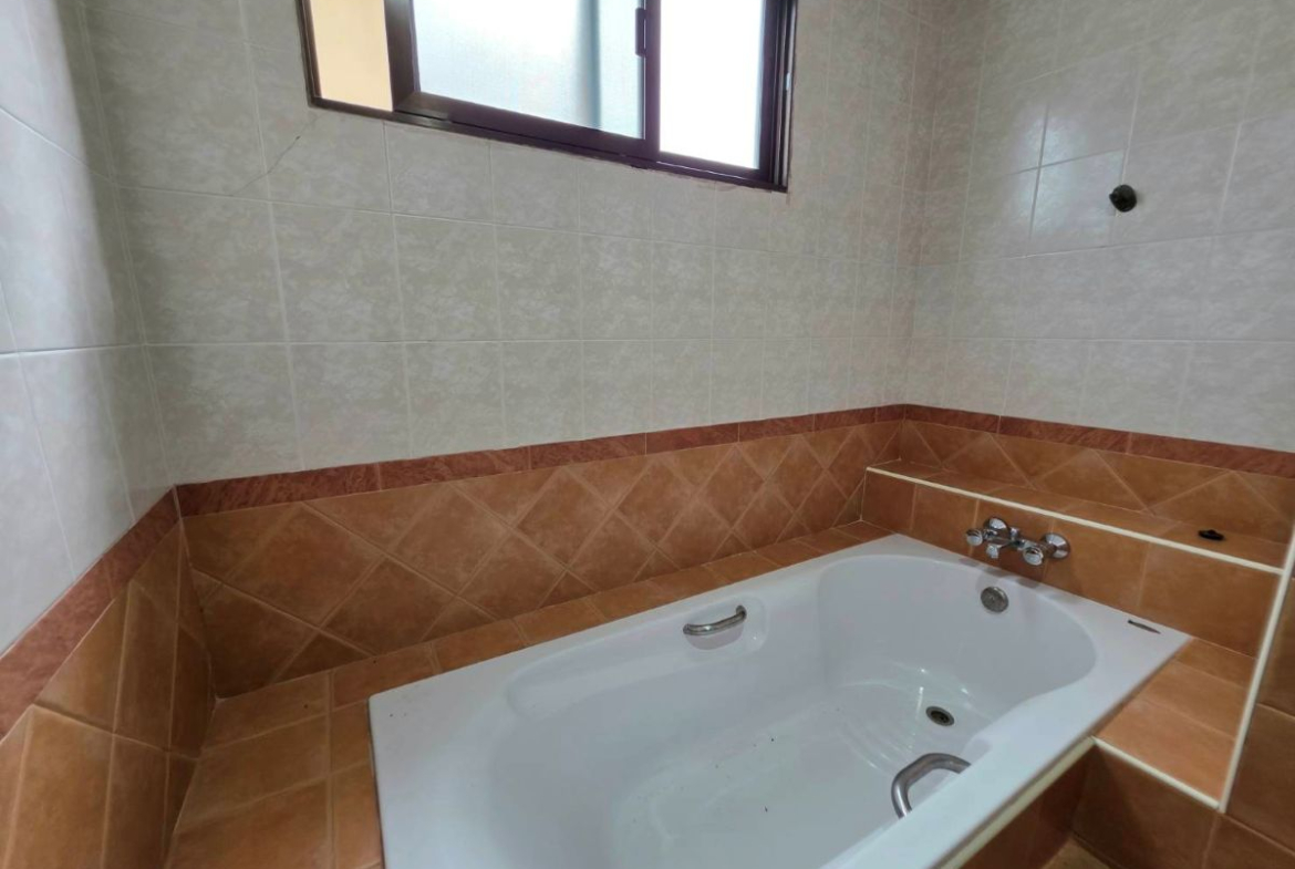 HR0891 -2Bedroom Single House for Rent in Pattaya Hill 2 in Khao Noi