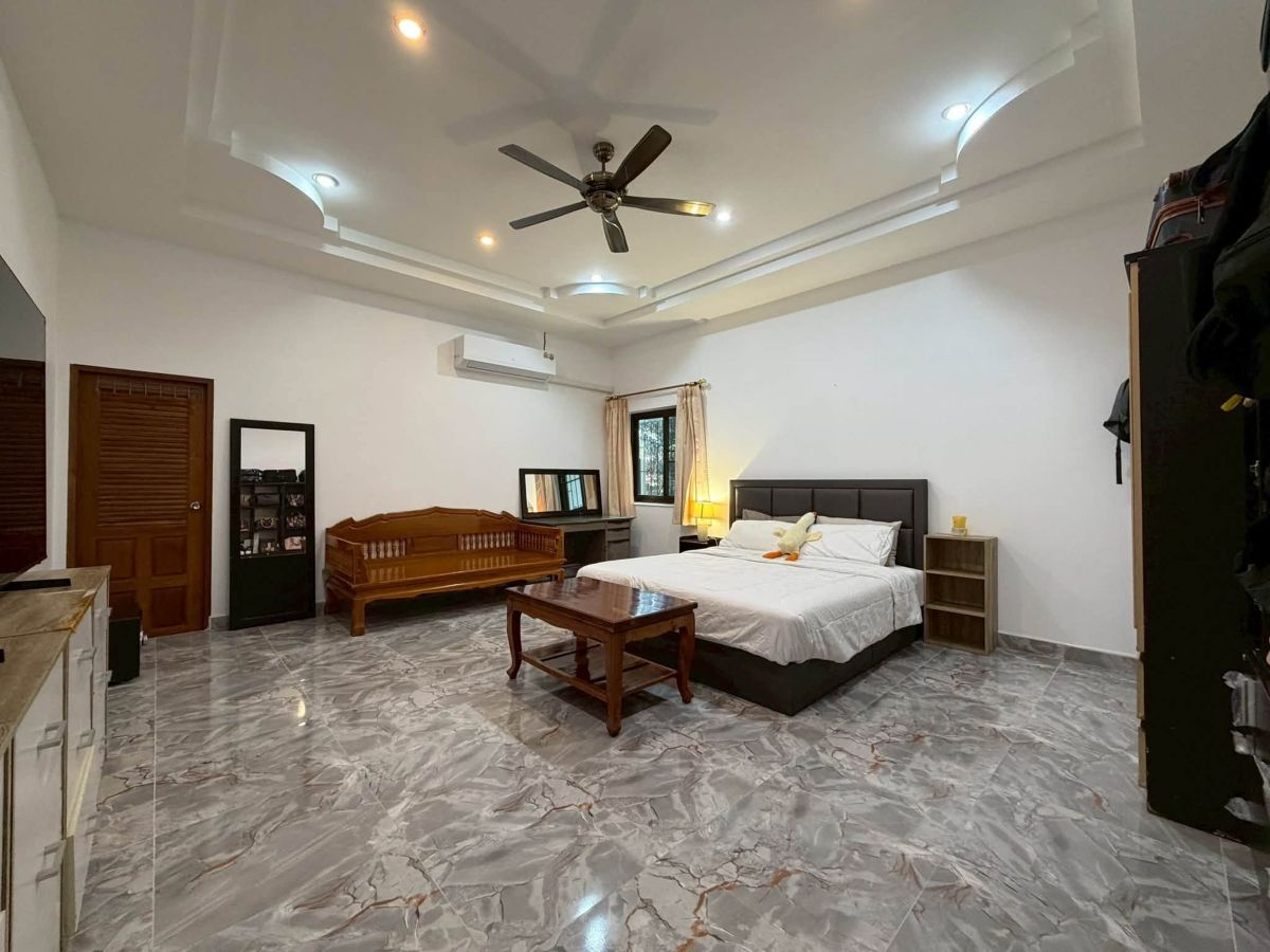 HS1506 – 4Bedroom Pool Villa House for Sale in Huay Yai