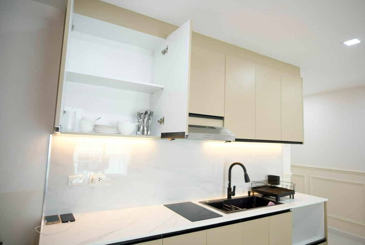 CS3006 – 1Bedroom Condominium for Sale in One Tower in Pratamnak Soi 4