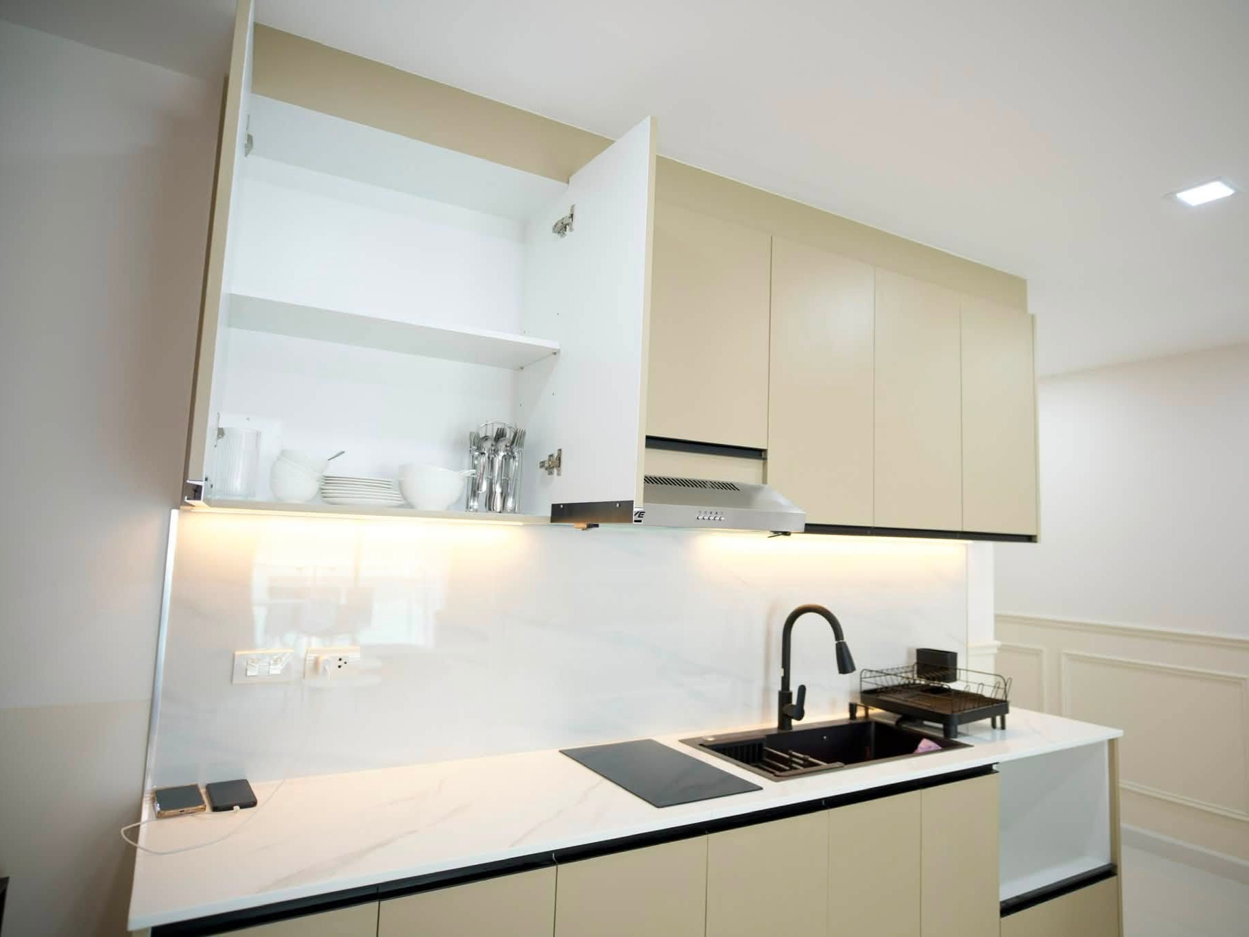 CS3006 – 1Bedroom Condominium for Sale in One Tower in Pratamnak Soi 4