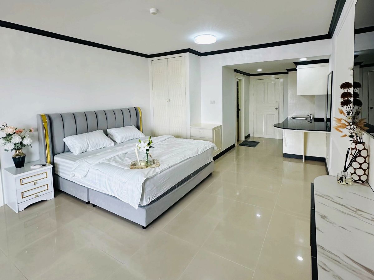 CS3002 – 1Bedroom Condominium for Sale in Kiang Talay Condotel in Phratamnak Soi 6