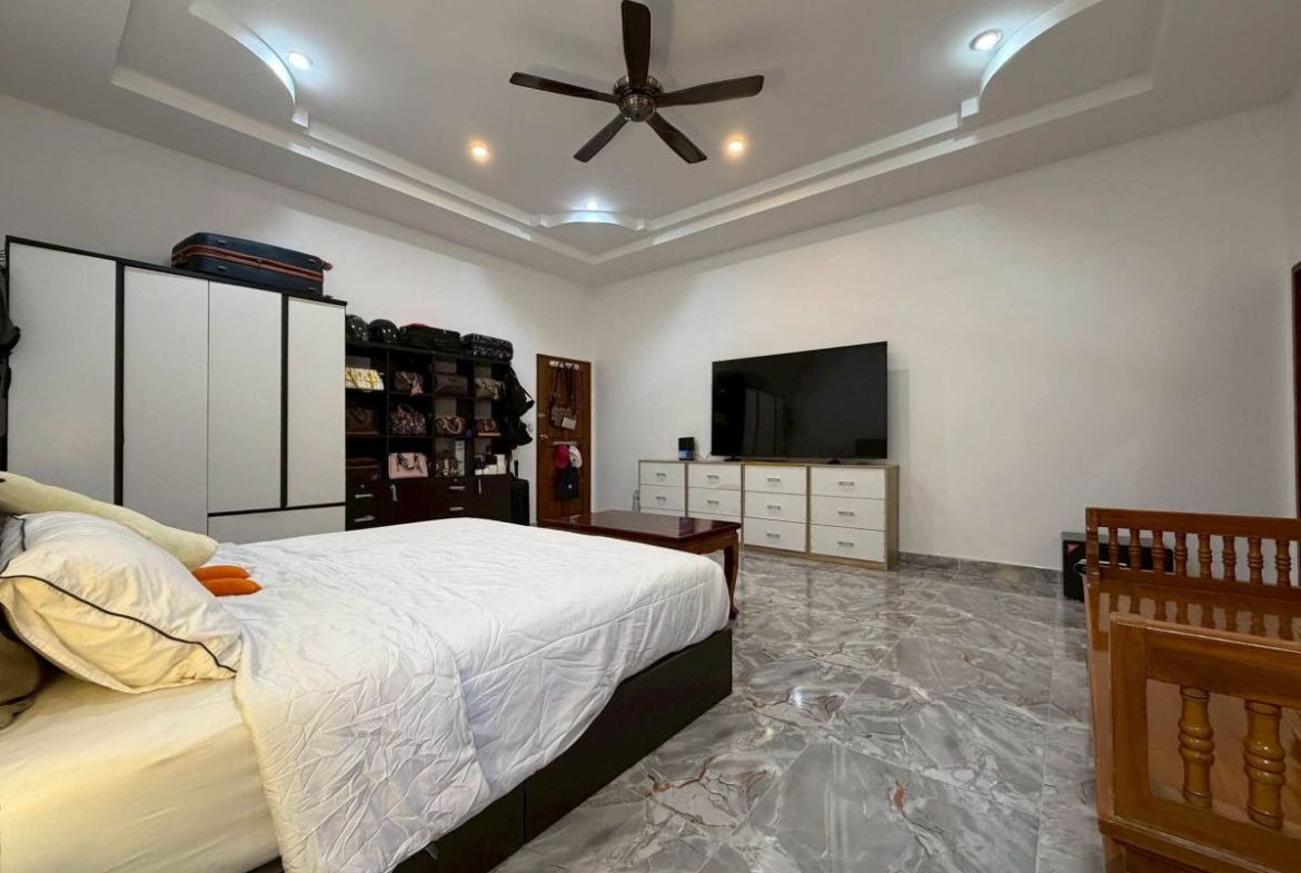 HS1506 – 4Bedroom Pool Villa House for Sale in Huay Yai