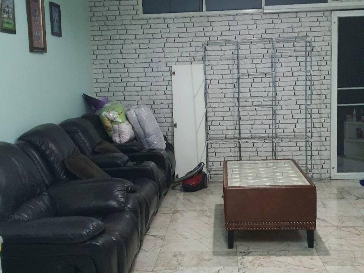 BS0021 -Commercial Building for Sale in Thepprasit Rd.