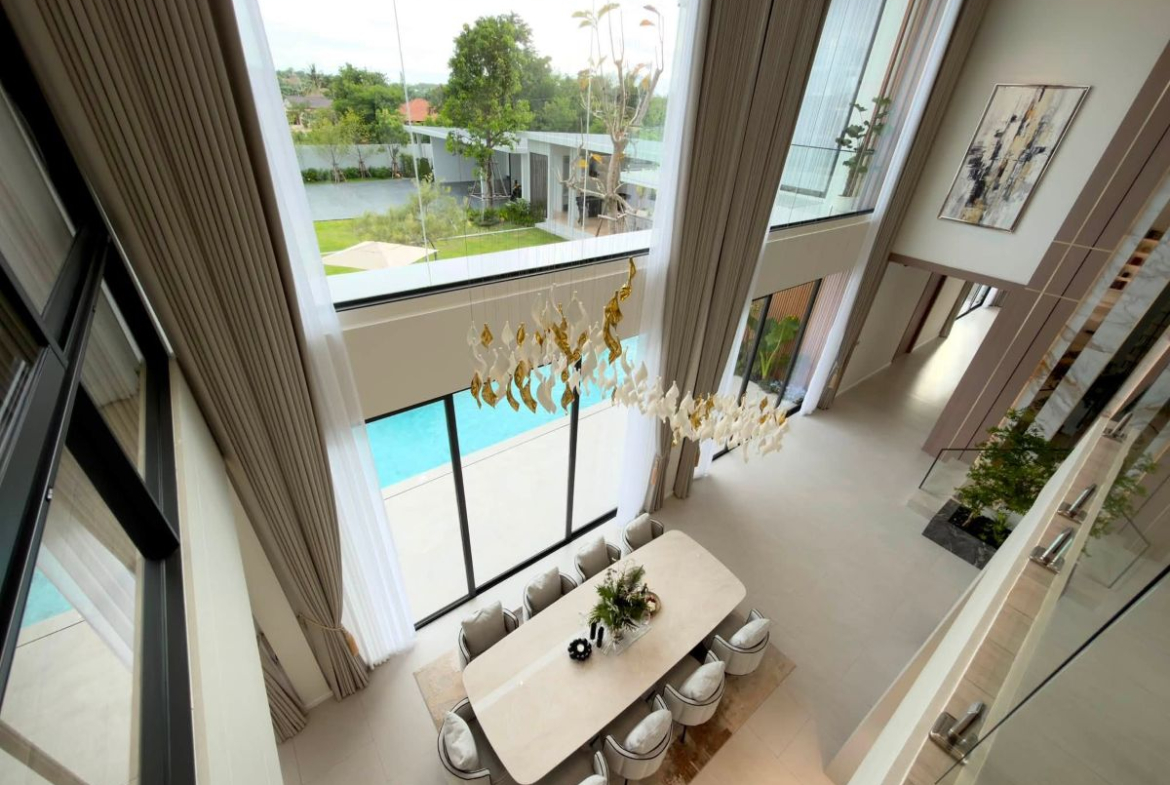 HS1505 – 5Bedroom Luxury Pool Villa House for Sale in Ultra Luxury House in Mabprachan
