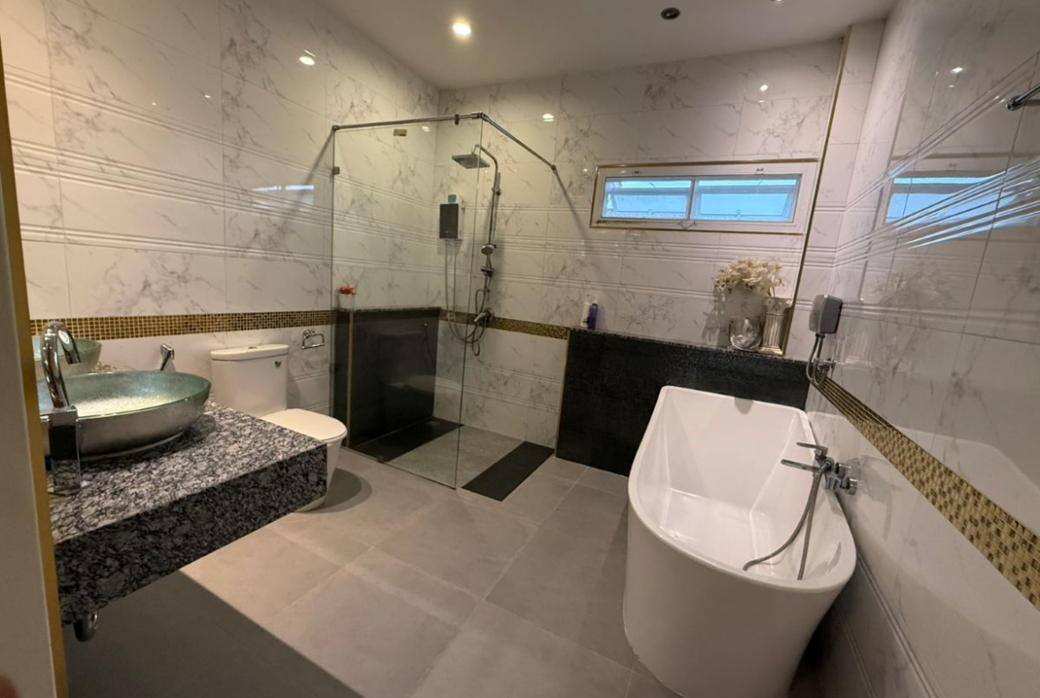 HS1493 – 5Bedroom Pool Villa House for Sale in Garden Ville 2 in Huay Yai