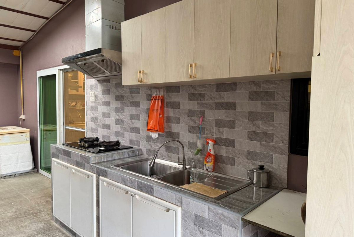 HS1503 – 3Bedroom Pool Villa House for Sale in The Lake Village in Huay Yai