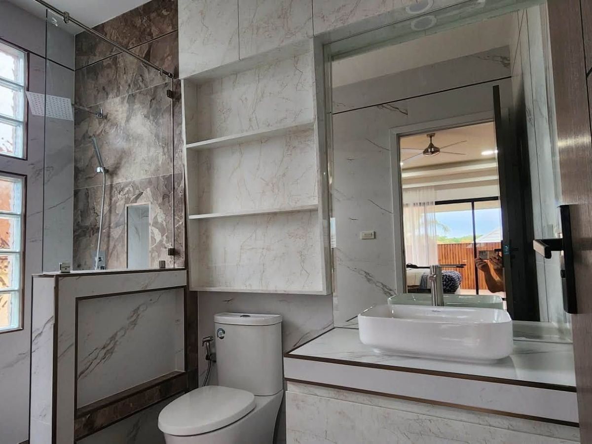 HS1490 – 5Bedroom Luxury Pool Villa House for Sale in The Shades Villas in Mapprachan