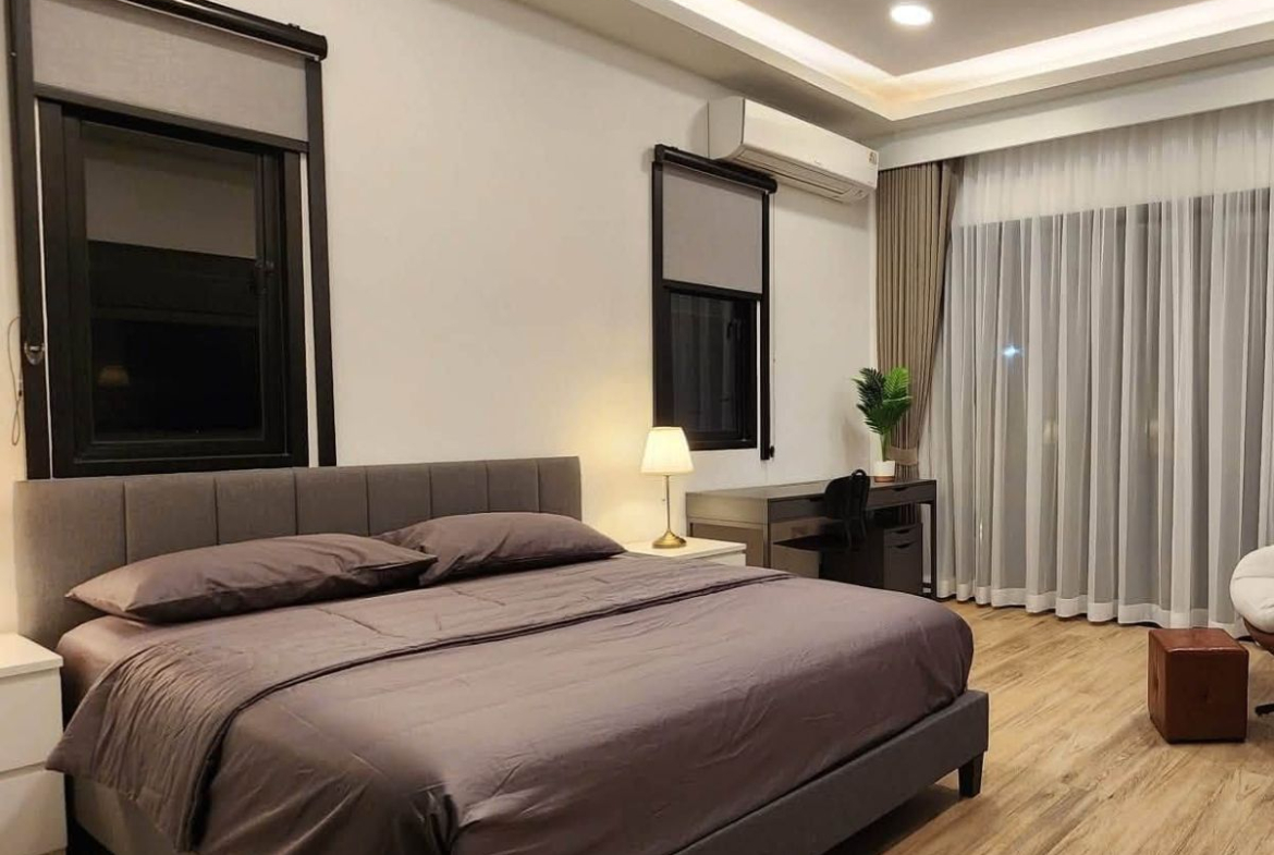 HS1490 – 5Bedroom Luxury Pool Villa House for Sale in The Shades Villas in Mapprachan