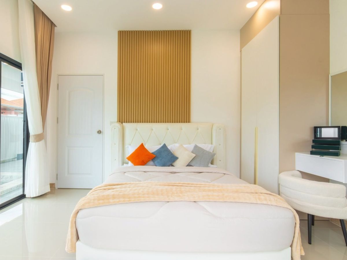 HS1494 – 3Bedroom Pool Villa House for Sale in Village Ek Mongkol 4/1 in Khao Talo