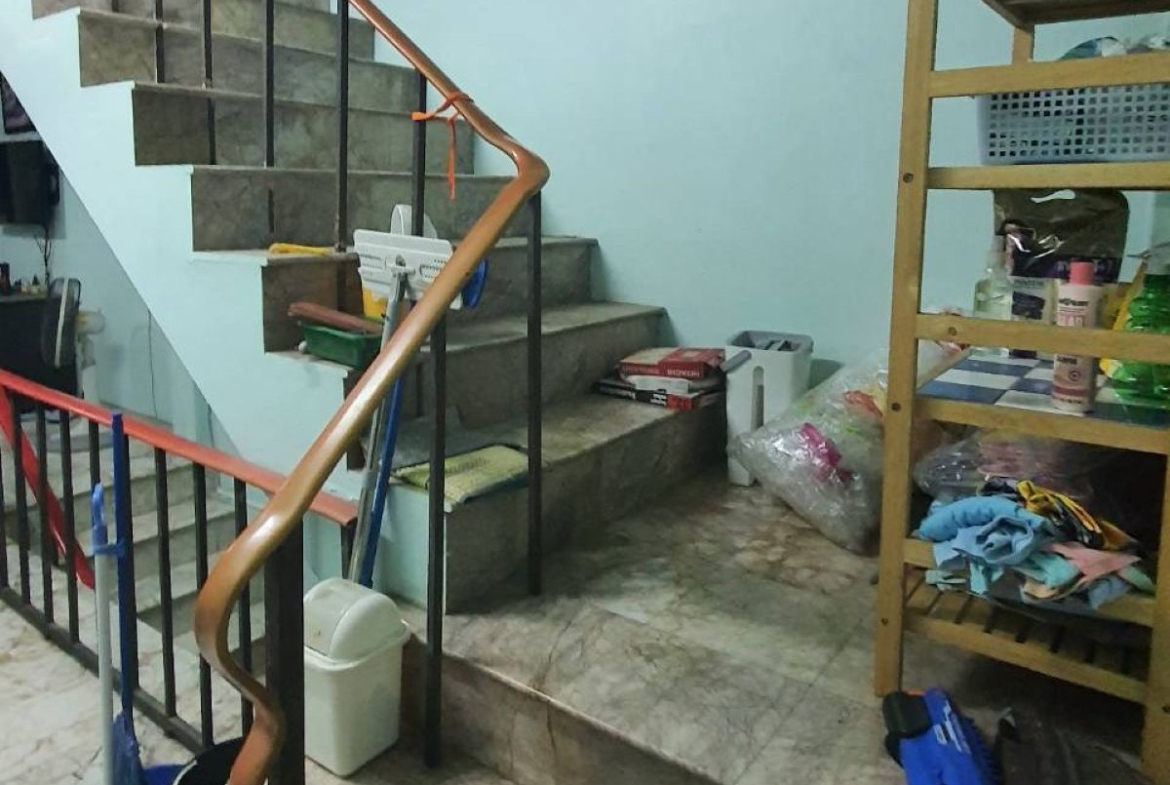 BS0021 -Commercial Building for Sale in Thepprasit Rd.