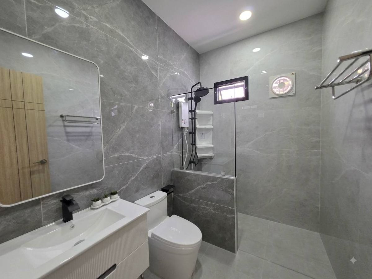 HS1500 – 4Bedroom Pool Villa House for Sale in VJ Land in Soi Siam Country Club