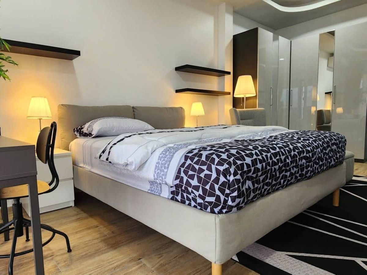 HS1490 – 5Bedroom Luxury Pool Villa House for Sale in The Shades Villas in Mapprachan