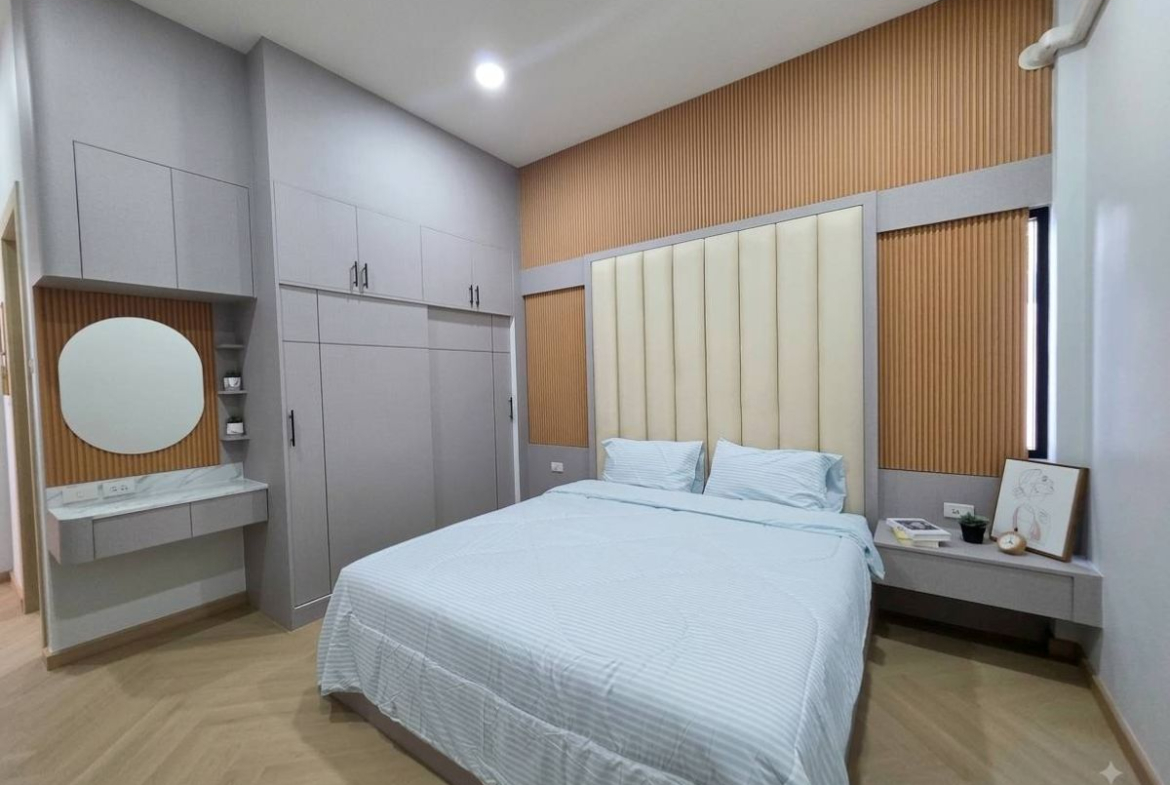 HS1500 – 4Bedroom Pool Villa House for Sale in VJ Land in Soi Siam Country Club