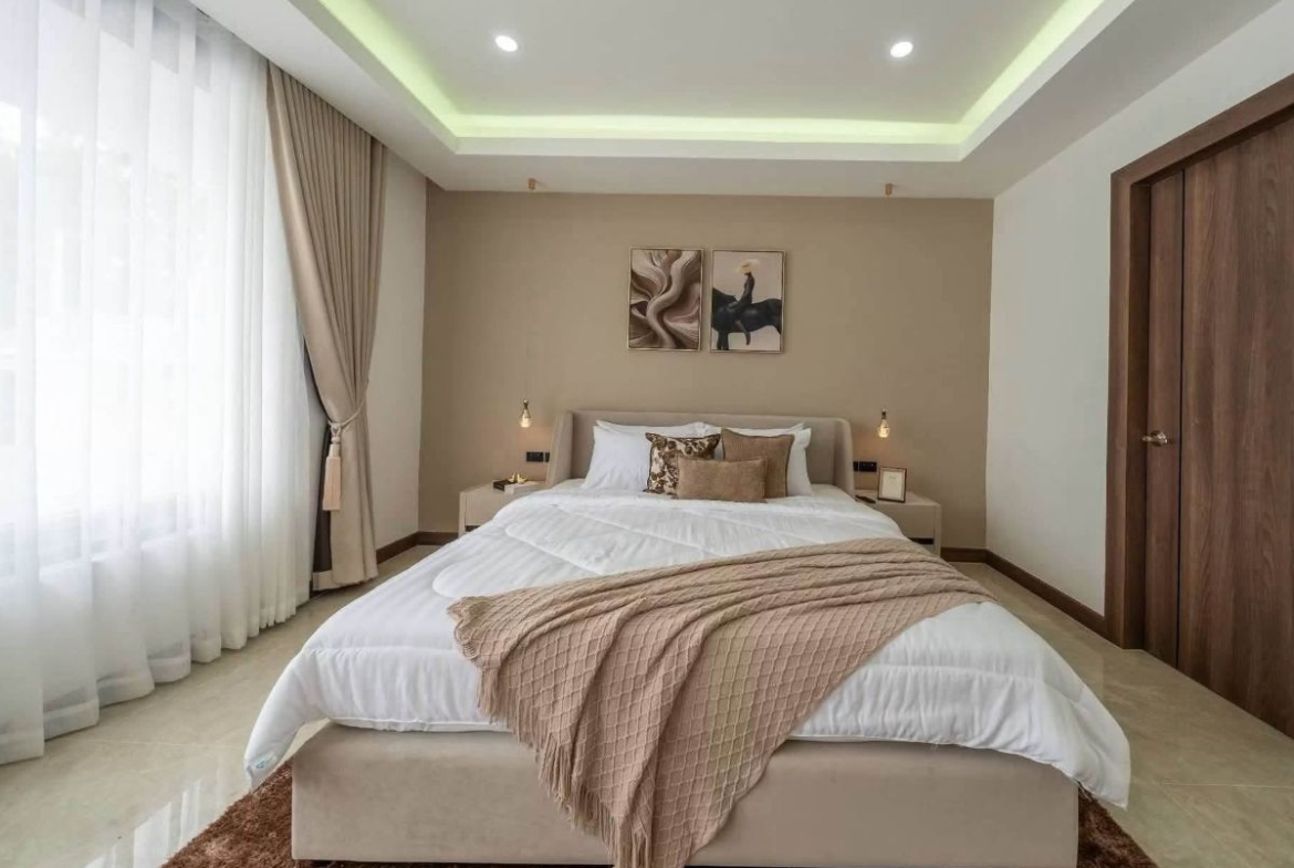 HS1502 – 5Bedroom Luxury Pool Villa House for Sale in Huay Yai
