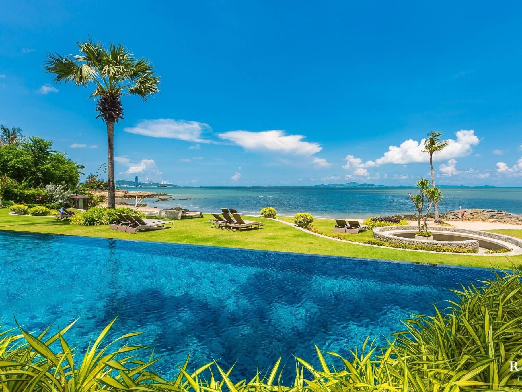 19 CS3003 – 2Bedroom Condominium for Sale in The Palm Wongamat Beah in Wongamat
