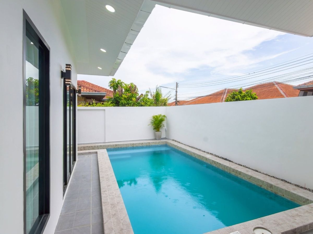 HS1494 – 3Bedroom Pool Villa House for Sale in Village Ek Mongkol 4/1 in Khao Talo